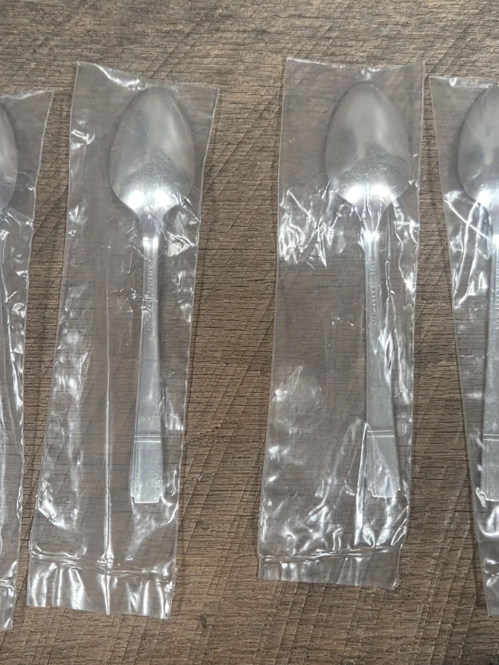Lot of 4 Vintage Sealed Oneida 1938 Grenoble Stainless Steel Teaspoons ~ Bin O